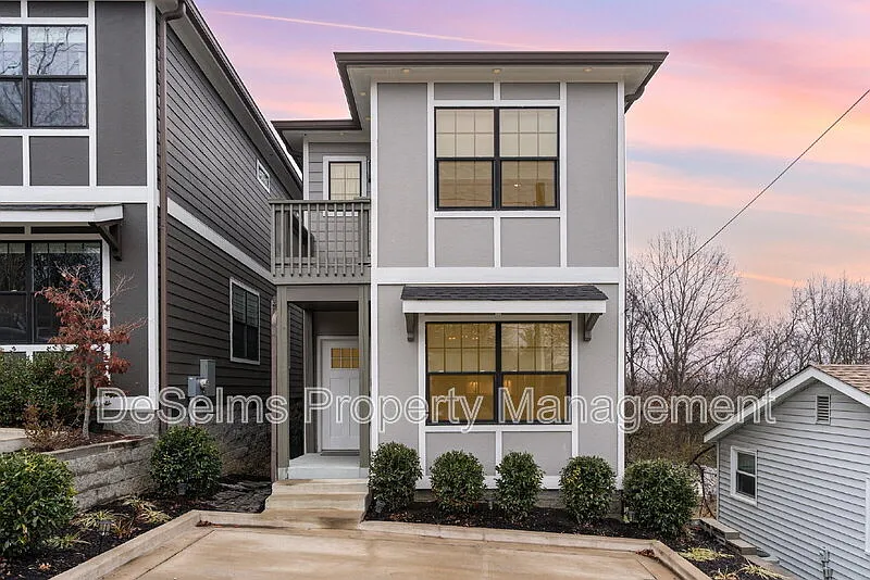 4423A Providence Hts