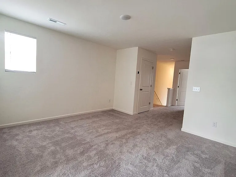 2425 Brookville Dr #A — Photo 16