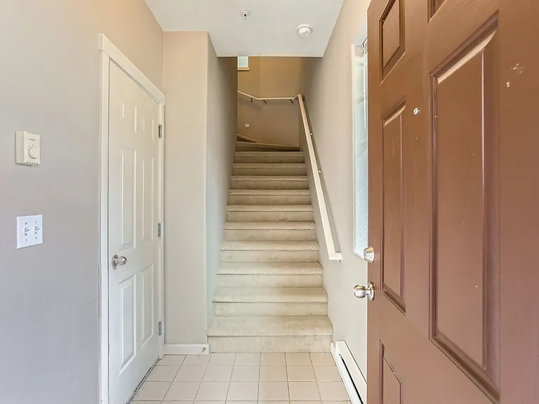 14700 SW Sandhill Loop #204 — Photo 4