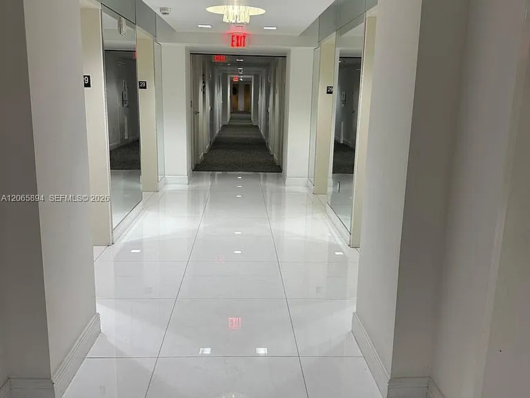350 S Miami Ave #2913 — Photo 4