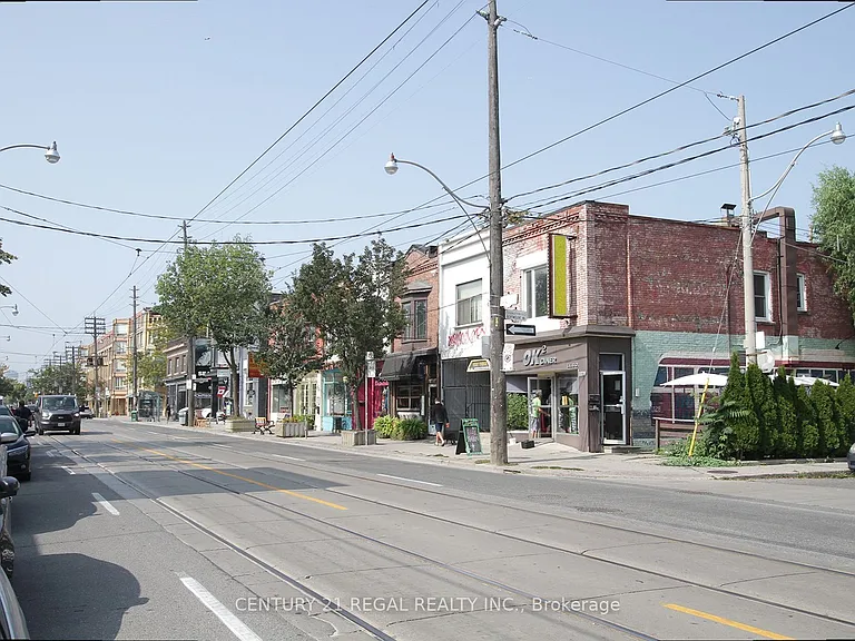 1117 Queen St E #LOWER — Photo 16