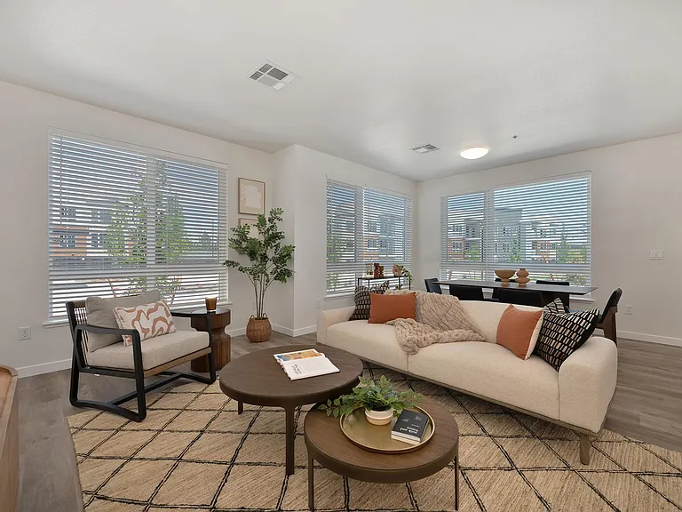 Halcyon Apartments — Photo 68