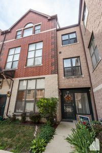 4412 S King Dr #B, Chicago, IL, 60653