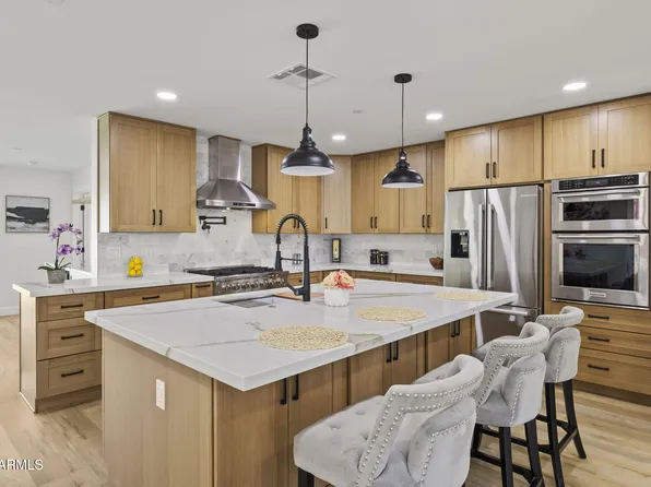 8632 E HIGHLAND Avenue, Scottsdale, AZ 85251