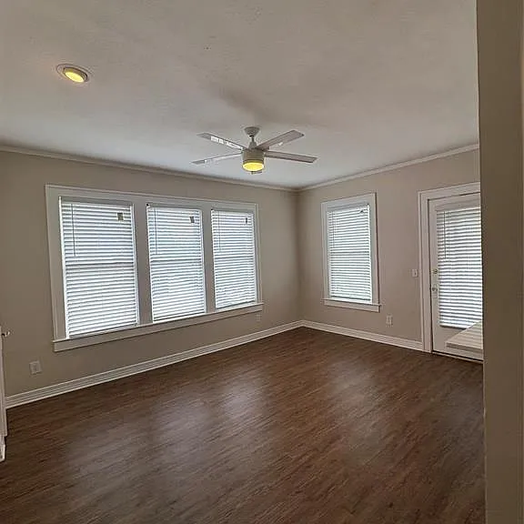 907 N Bishop Ave #B — Photo 4