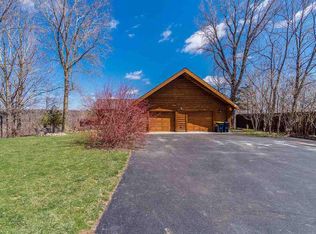 1006 Hillside Dr, Wisconsin Dells, WI 53965