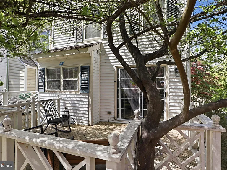 12845 Mill Brook Ct — Photo 44
