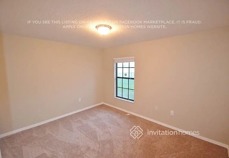 2442 Sweetwater Blvd — Photo 6