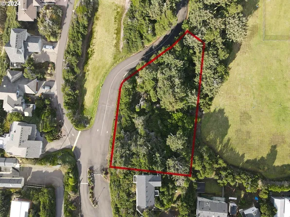 0 Shoreline Dr #121, Florence, OR 97439