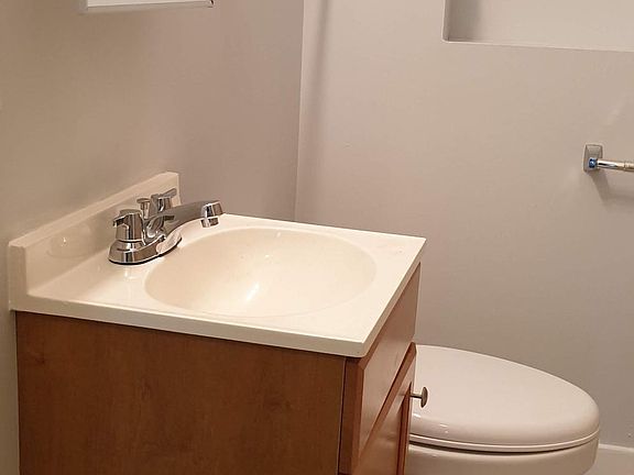 4th image of 4722 Longshore Ave APT 2