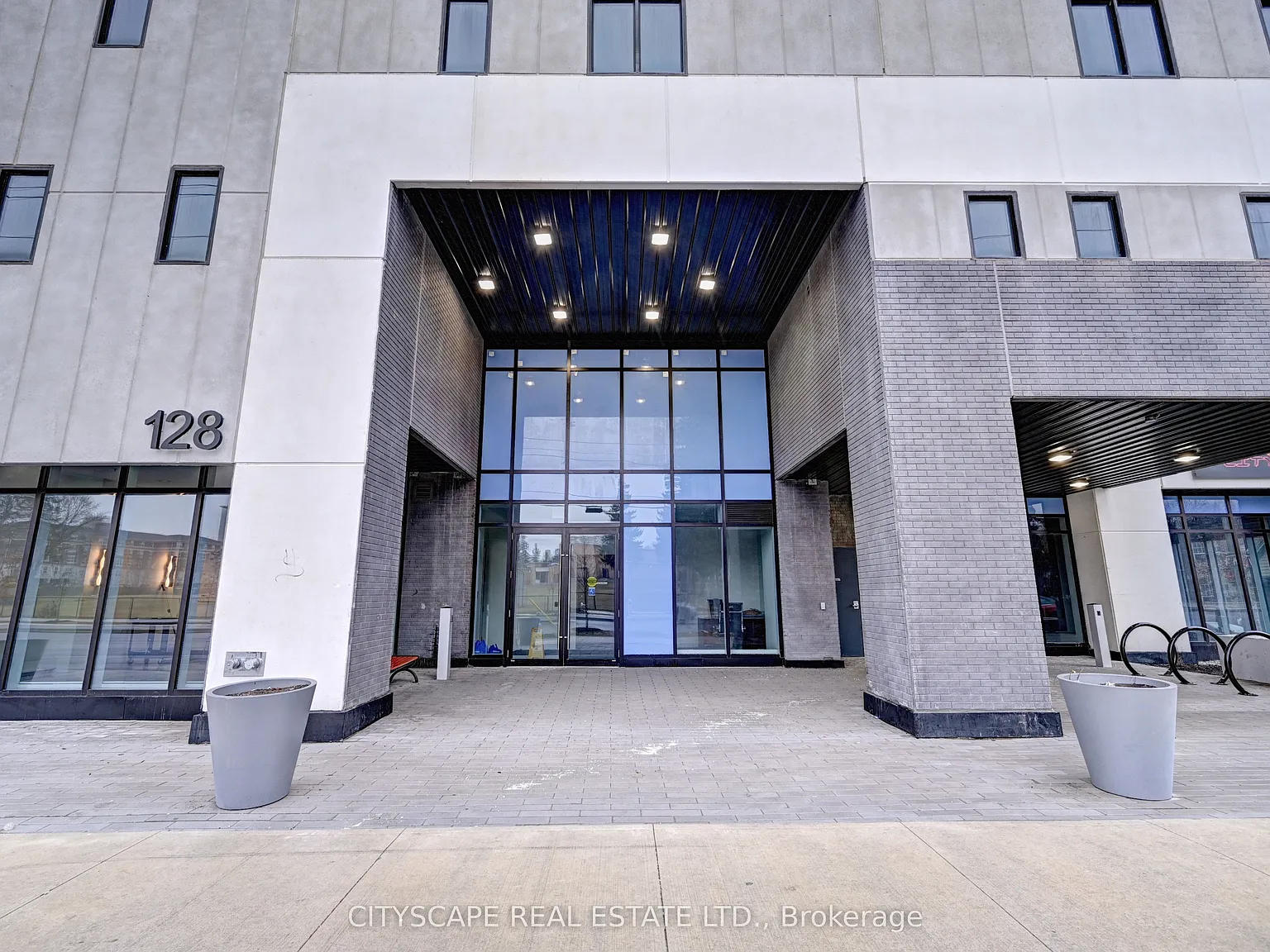 2 bed, $1,700 — Photo 1