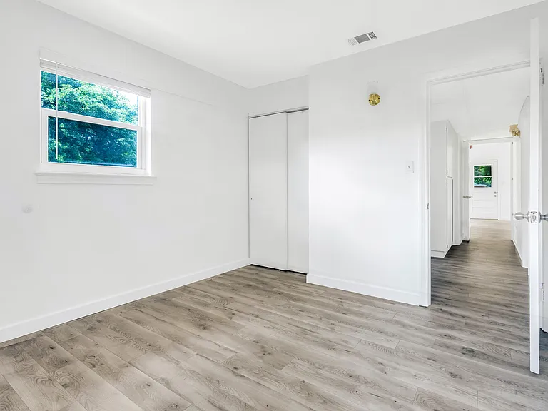 22 Laurie Dr NE — Photo 23