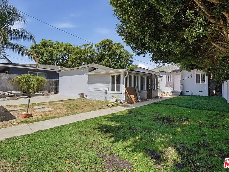2938 Kansas Ave — Photo 32