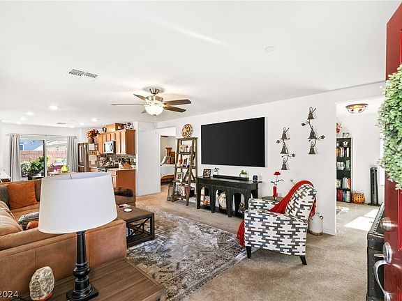 4th image of 6586 Blue Ember Ave