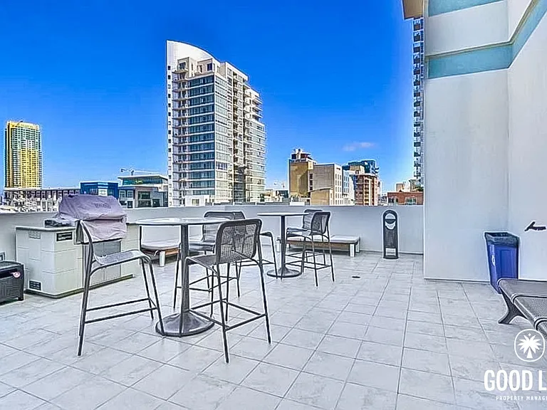 875 G St #804 — Photo 18