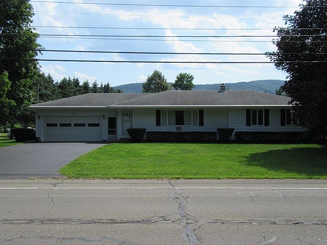1st image of 3298 Lower Maple Ave