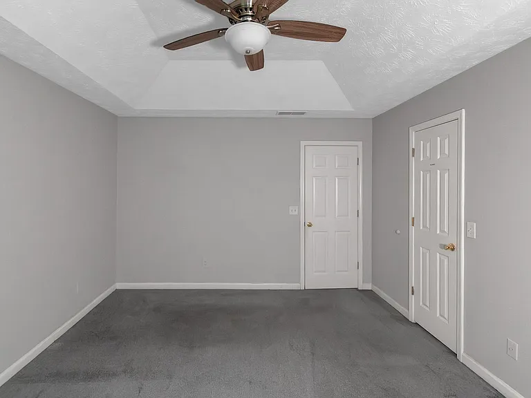 585 Mountainview Dr — Photo 23
