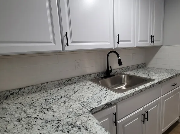 420 Crescent Ave #M4, Highland, NY 12528