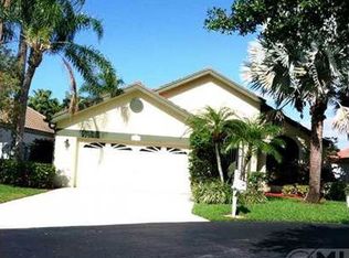 250 Mega Ct, Boynton Beach, FL 33436
