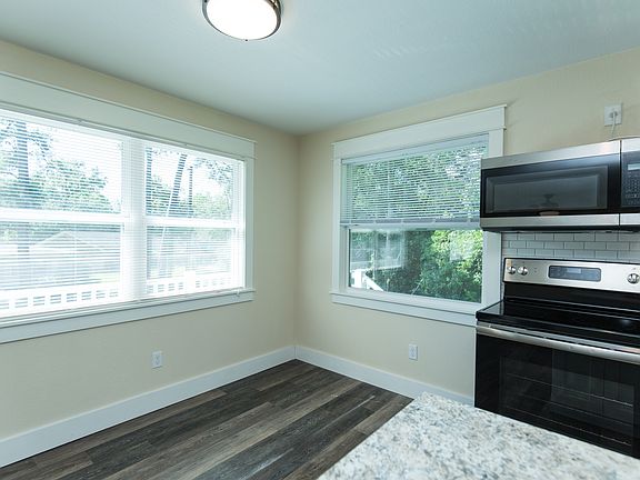 2nd image of 1500 Dacron Dr #201