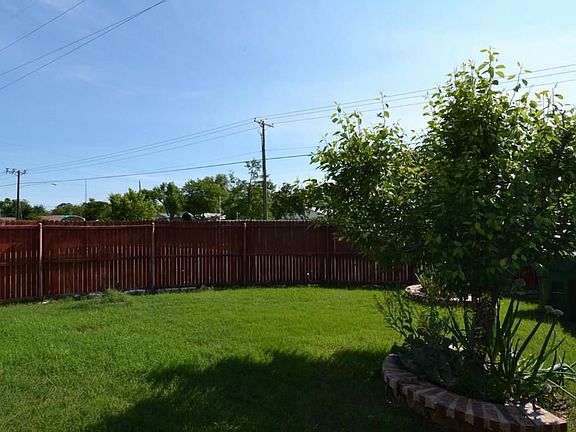 2nd image of 1406 Havenway Dr