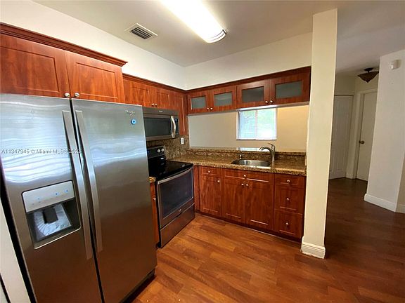 3rd image of 9402 SW 140th Ct #9402