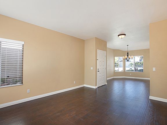 2nd image of 7953 Tinaja Ln