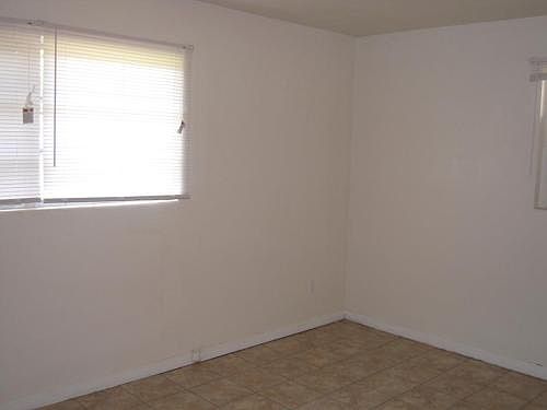 4th image of 24 Alan A Dale Dr