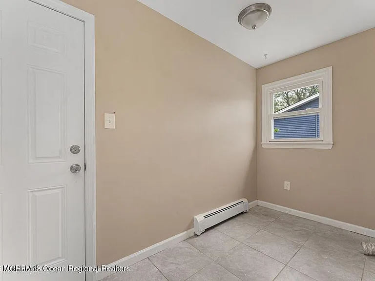 34 Bell St — Photo 15