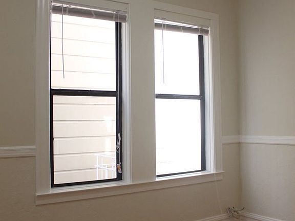 4th image of 2015 Sacramento St APT 103