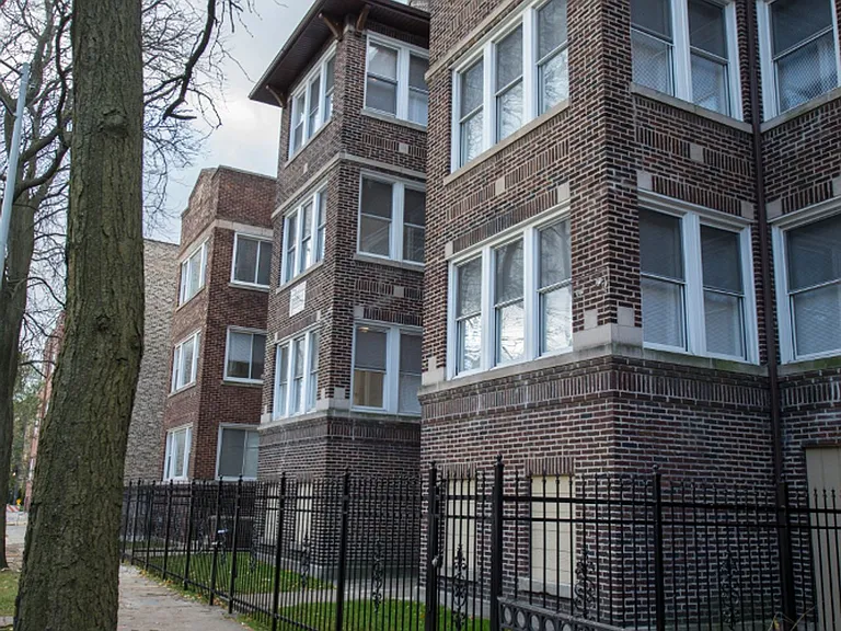 7240 S Yates Blvd — Photo 15