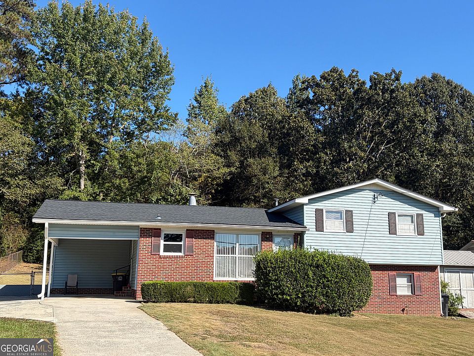 1st image of 52 Lyons Dr NW
