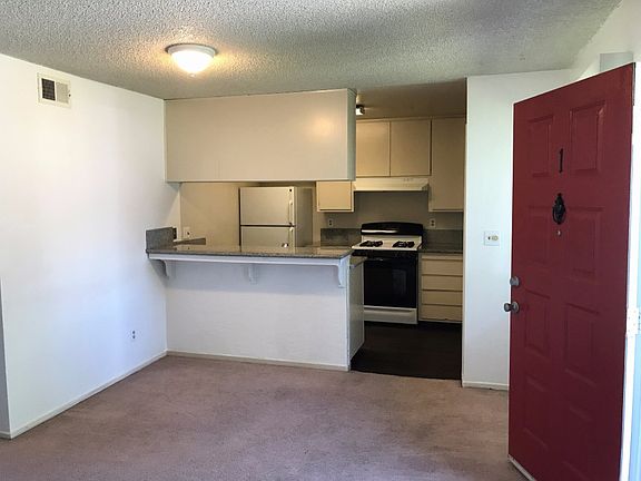 5th image of 6452 Bremen Dr #1