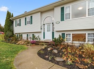 1030 Club Cres, New Minas, NS B4N 4Z5