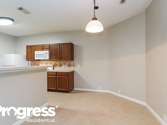 5th image of 18334 Atasca Woods Trce