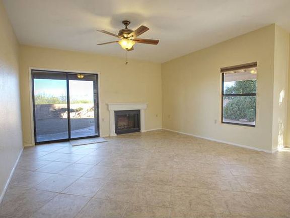 Grand Room & Fireplace