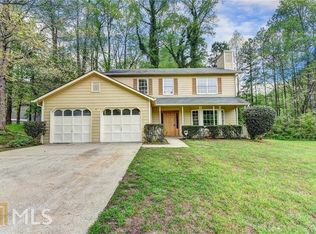 1011 Matthew Ct, Lawrenceville, GA 30046