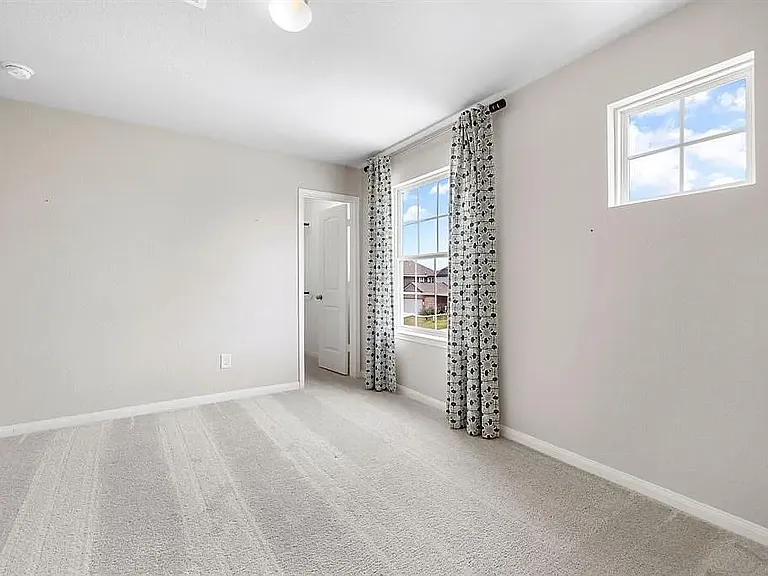 23603 Goodfellow Dr — Photo 3