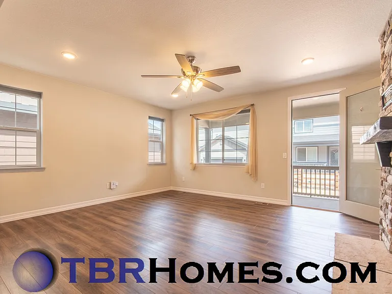 11924 Norfolk Ct — Photo 6