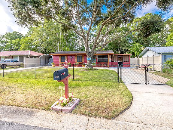 2nd image of 215 Linda Dr