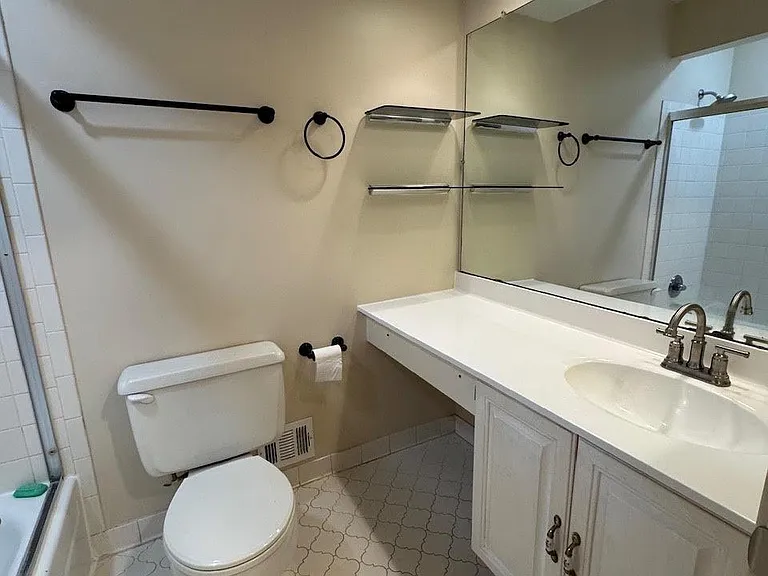 20333 Pleasant Ridge Dr — Photo 17