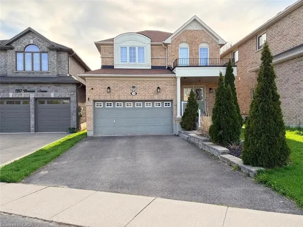 118 Thomas Ave, Brantford, ON N3S 7V4