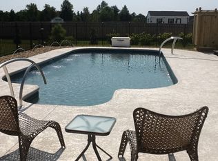 503 Bluff View Ln, Swansboro, NC 28584