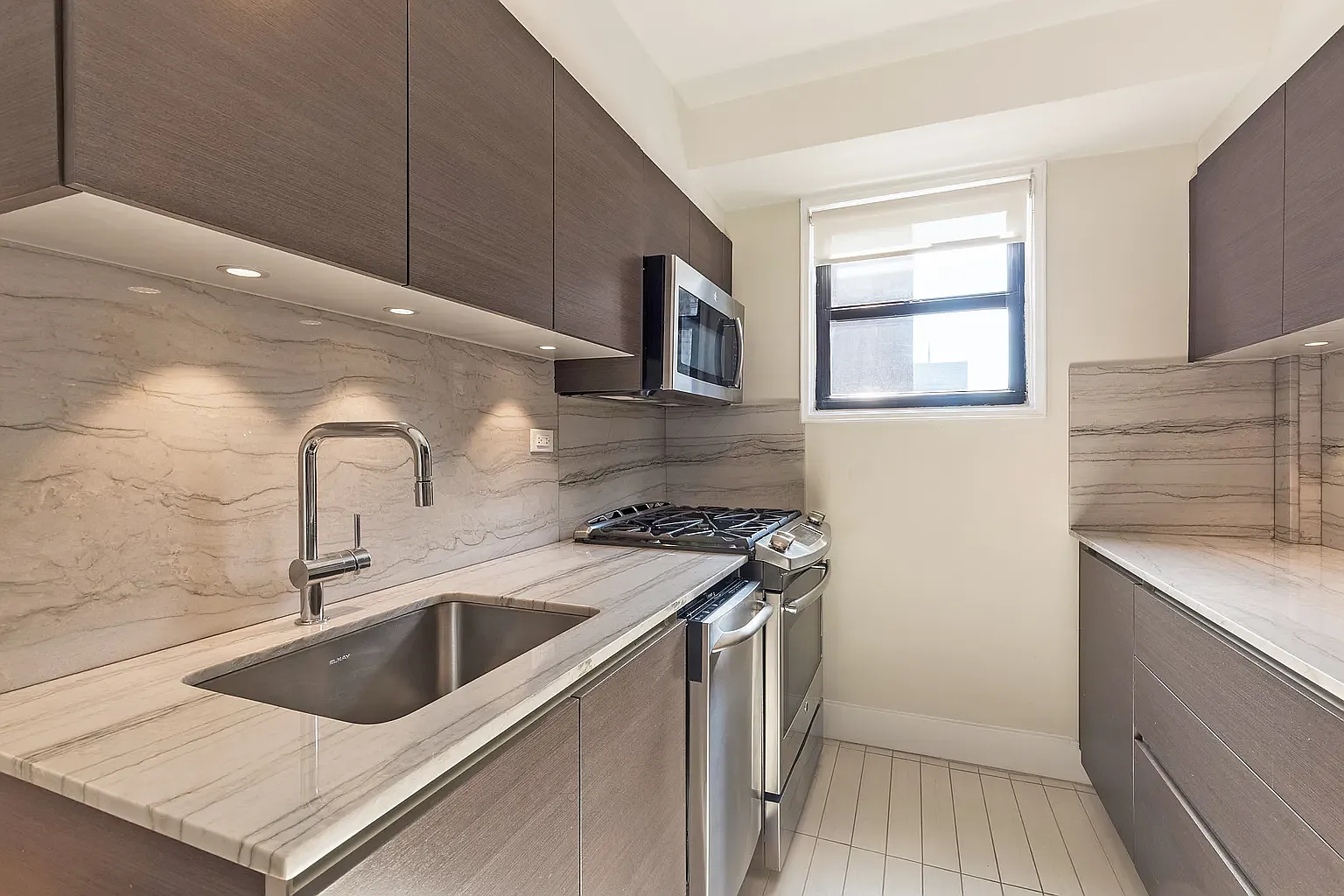 141 East 33rd Street — Photo 2