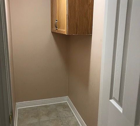 5th image of 2194 Wildwood Cres E