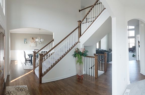 5th image of 16457 W Tunrberry Cir