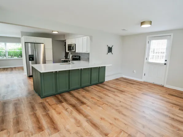 189 N Gould Rd, Columbus, OH 43209