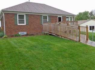 2316 Washington Ln, Davenport, IA