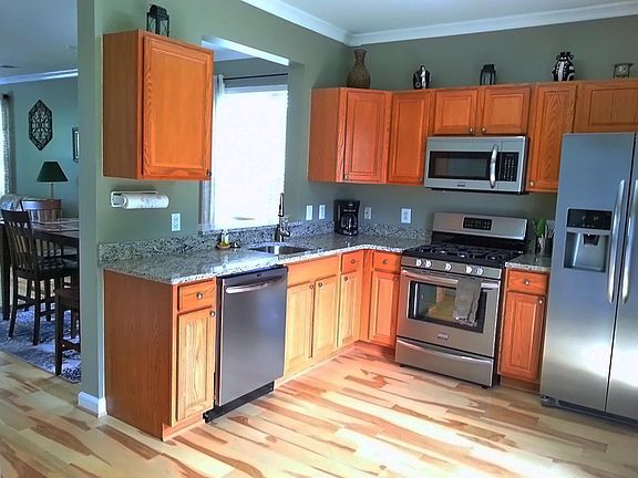 2nd image of 8653 Willow Leaf Ln