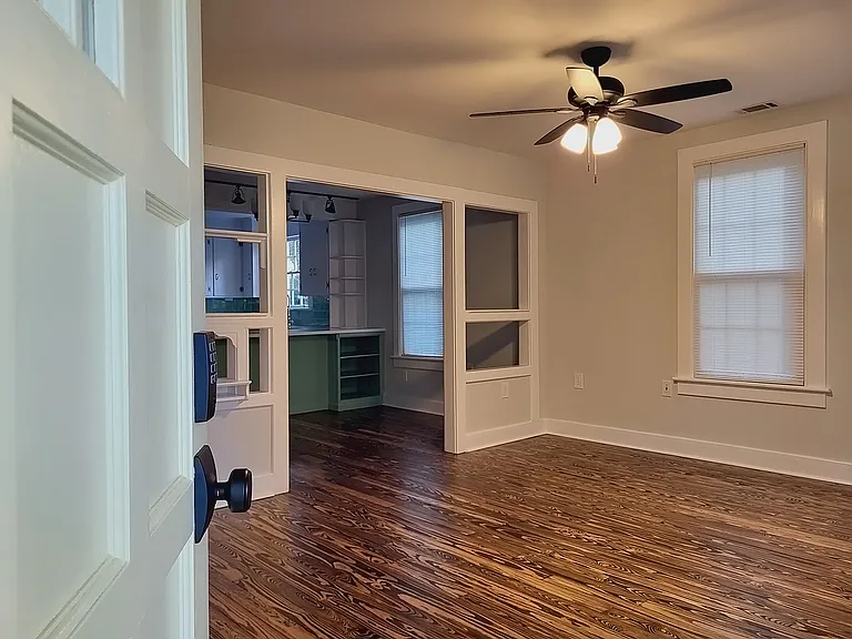 1819 Hale St — Photo 5